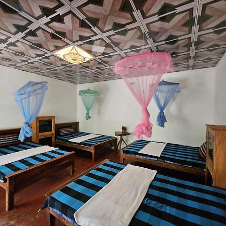 Sigiri Birds Hostel Сигирия Экстерьер фото